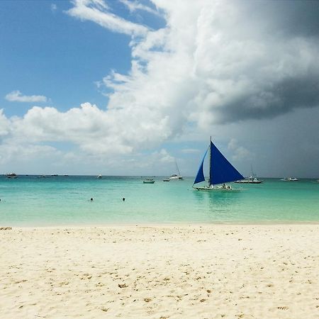 812 Angol Boracay Exteriör bild