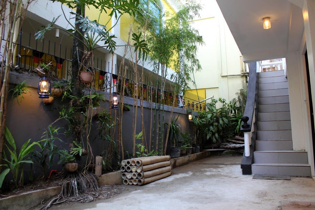812 Angol Boracay Exteriör bild