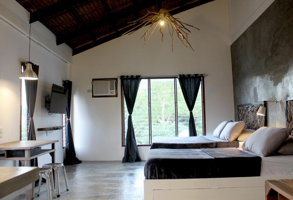 812 Angol Boracay Rum bild